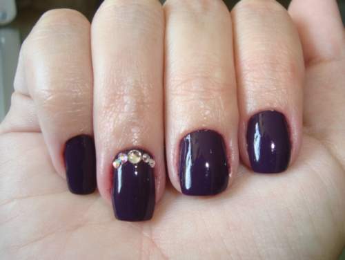 Unhas decoradas com Strass