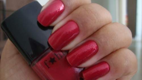 Como não ter bolinhas nas unhas após passar o esmalte?  01