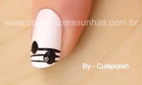 Unhas Decoradas com Notas Musicais – Passo a Passo - 09
