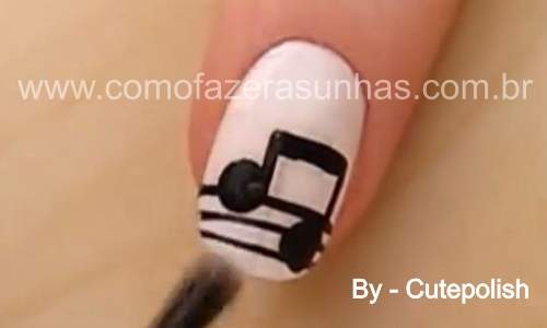 Unhas Decoradas com Notas Musicais – Passo a Passo - 14