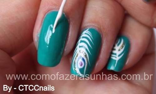 Unhas Decoradas com Penas – Passo a Passo - 09
