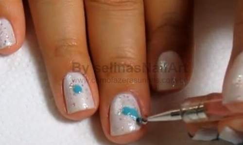 Unhas com lacinhos - passo a passo - 08