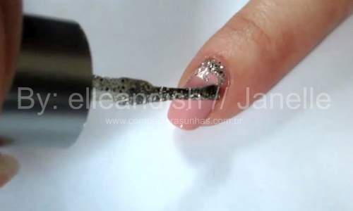 Unhas com glitter - passo a passo - 06