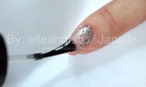 Unhas com Glitter - Passo a Passo - 11