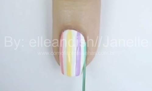 unhas decoradas com corações coloridos - passo a passo 13