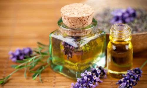 Como dar Brilho Natural às Unhas sem Esmalte - Óleos essenciais