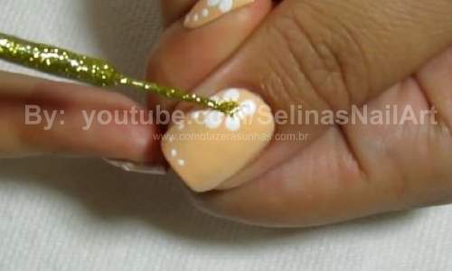 Unhas Decoradas com Flores Simples - Passo a Passo 26