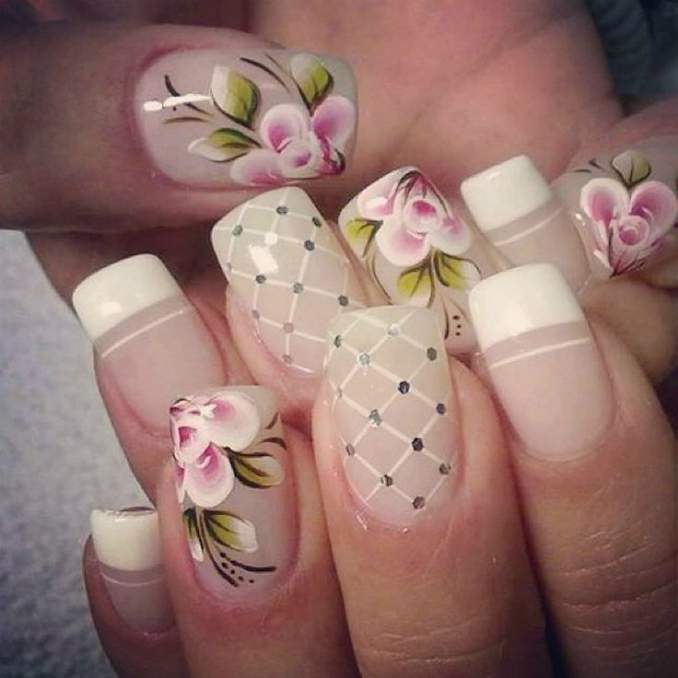 Unhas francesinha decoradas 15