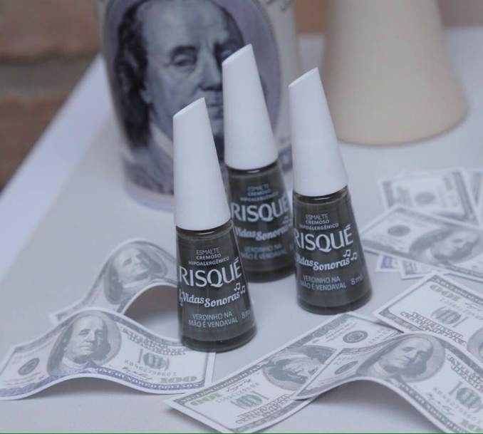 Risqué Vida Sonora - Risqué Verdinho na Mão é Vendaval